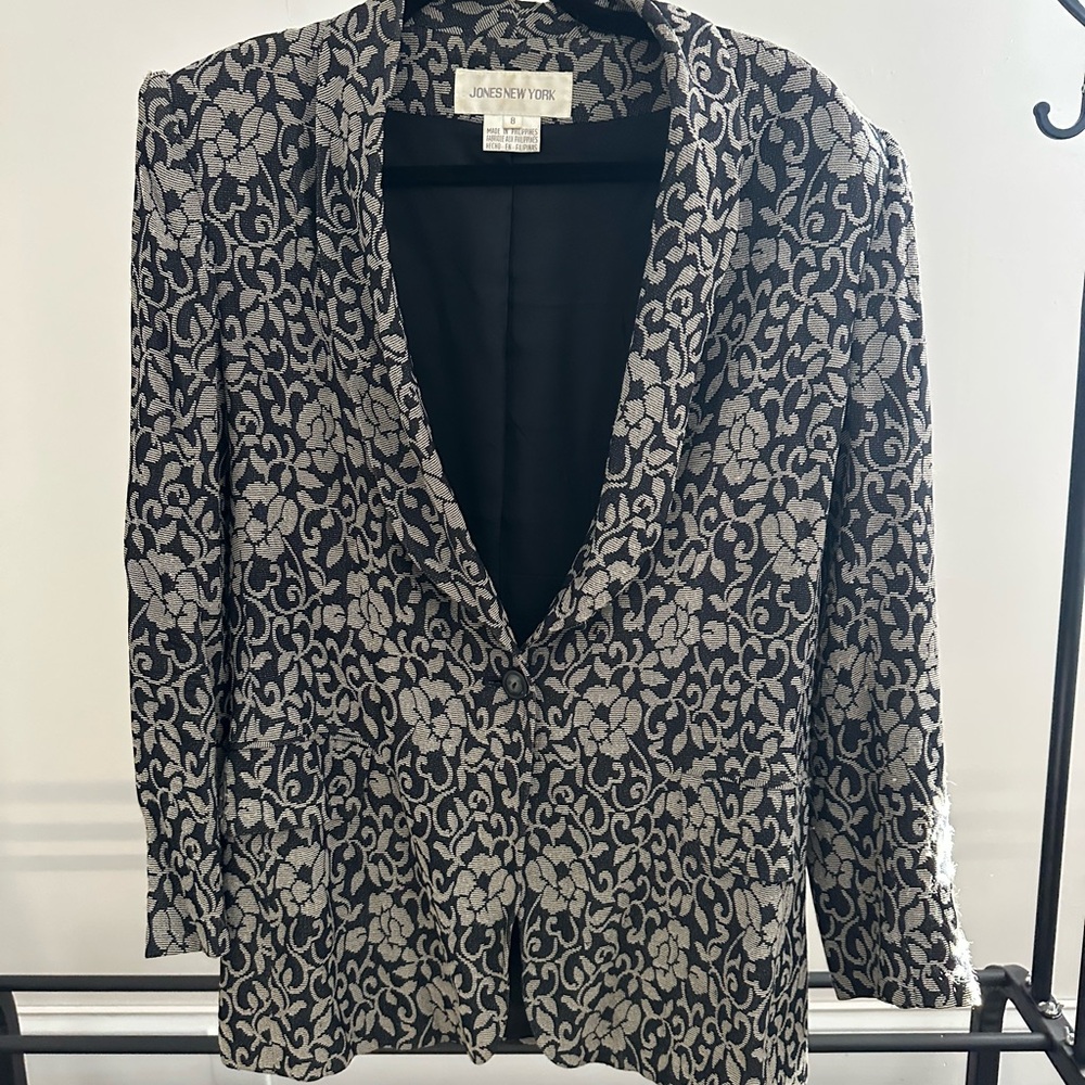 Jones New York Women's Floral Black and Silver Blazer